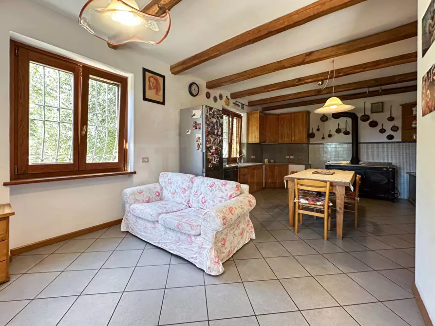 Immagine 6 di Villa in vendita  in Via San Defendente 523 a Acqui Terme