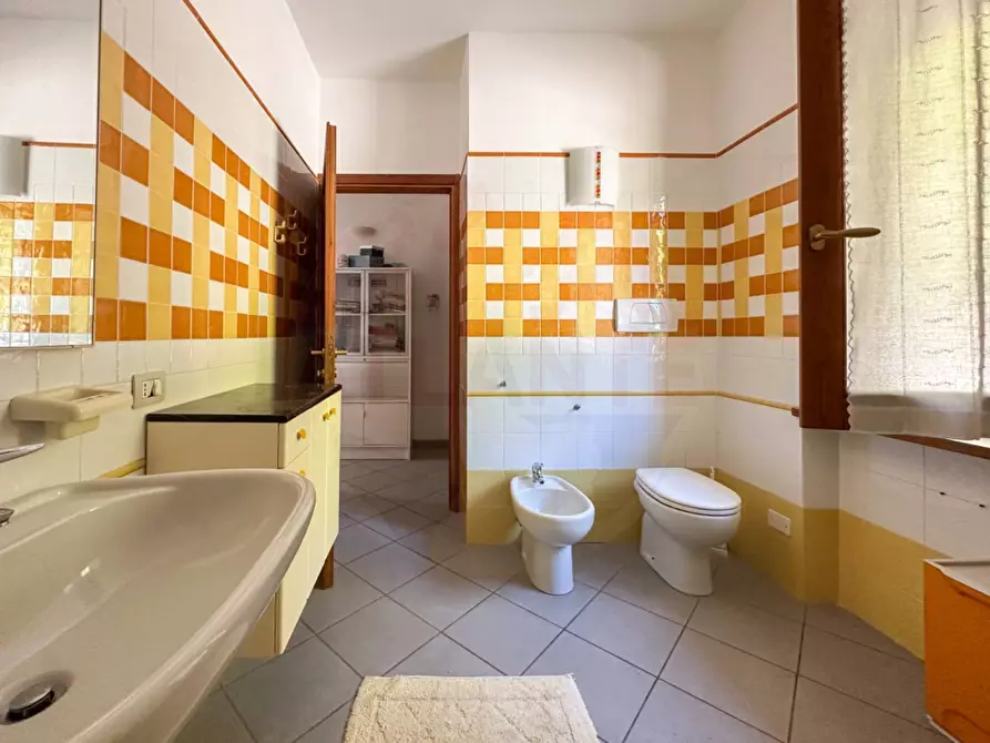 Immagine 44 di Villa in vendita  in Via San Defendente 523 a Acqui Terme