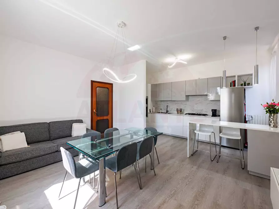 Immagine 4 di Villa in vendita  in Via Giacomo Perlasca 200 a Brandico