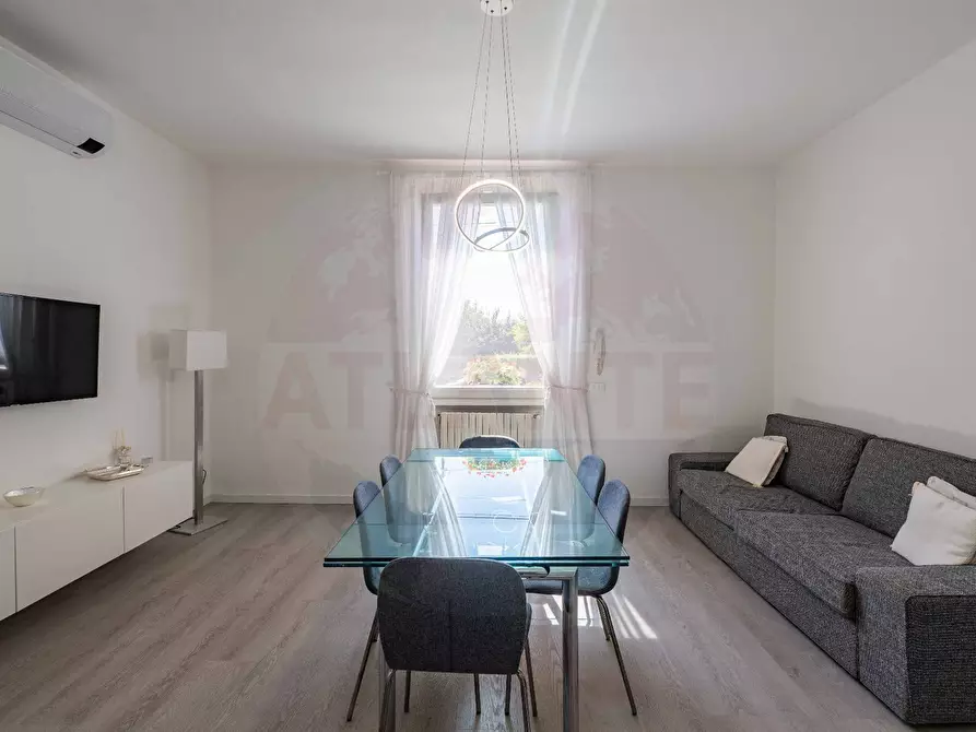 Immagine 11 di Villa in vendita  in Via Giacomo Perlasca 200 a Brandico