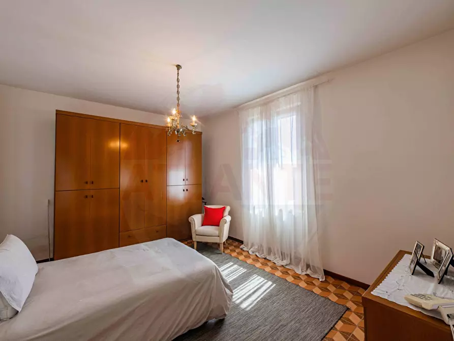 Immagine 28 di Villa in vendita  in Via Giacomo Perlasca 200 a Brandico