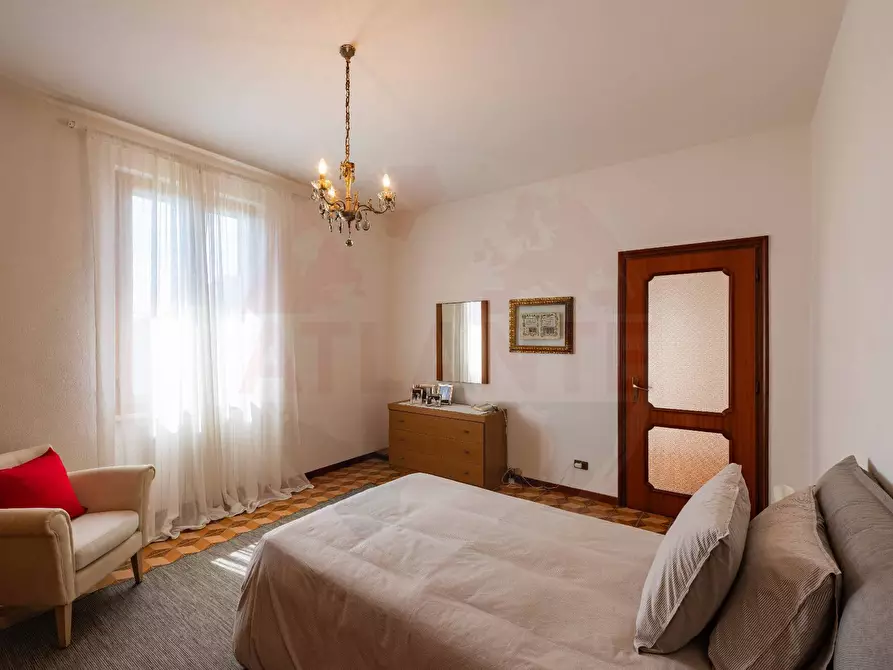 Immagine 27 di Villa in vendita  in Via Giacomo Perlasca 200 a Brandico