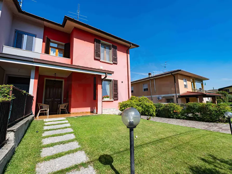 Immagine 69 di Villa in vendita  in Via Giacomo Perlasca 200 a Brandico