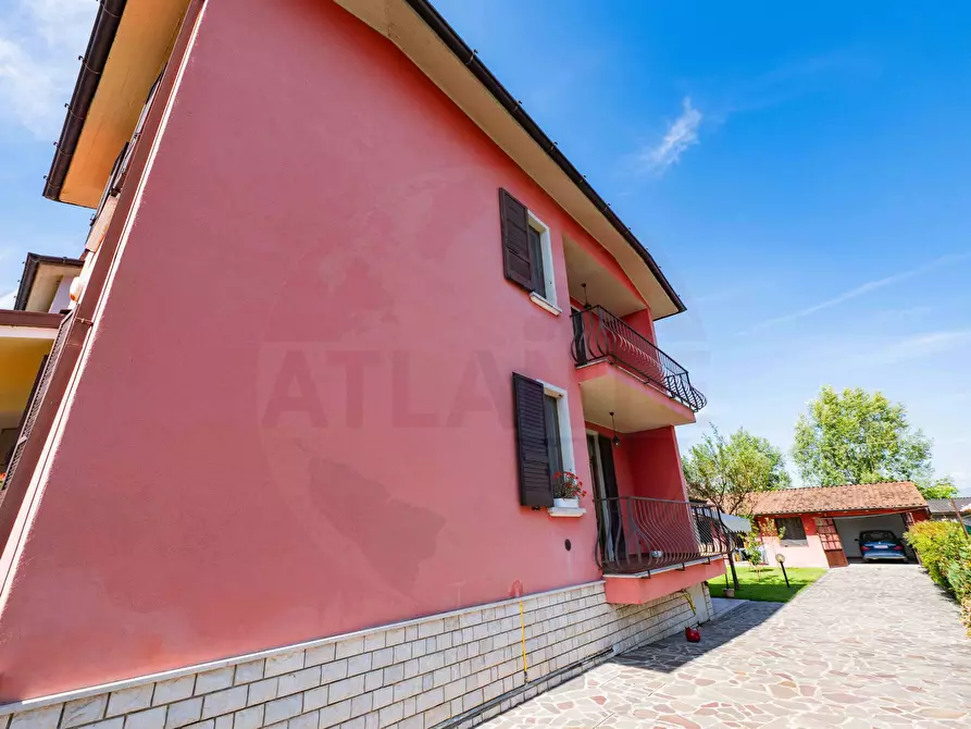 Immagine 73 di Villa in vendita  in Via Giacomo Perlasca 200 a Brandico