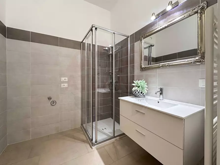 Immagine 21 di Appartamento in vendita  in Via Ghione a Acqui Terme