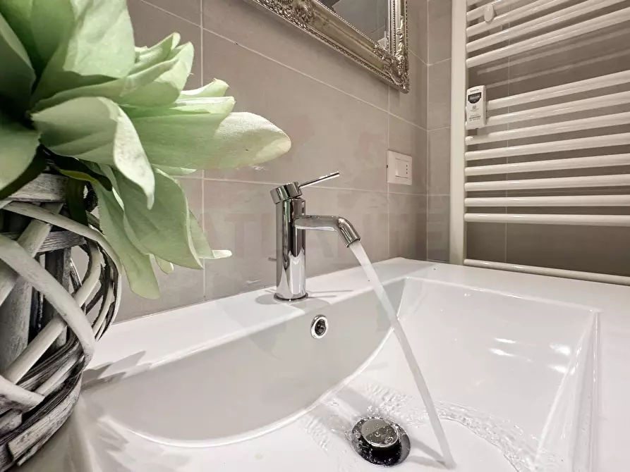 Immagine 22 di Appartamento in vendita  in Via Ghione a Acqui Terme