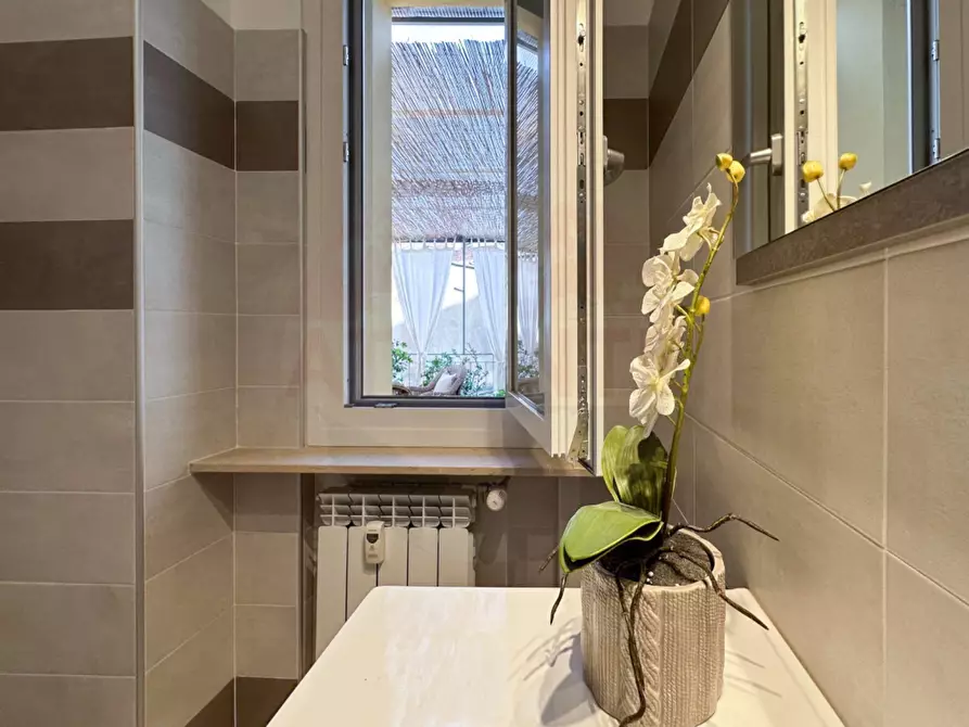 Immagine 18 di Appartamento in vendita  in Via Ghione a Acqui Terme