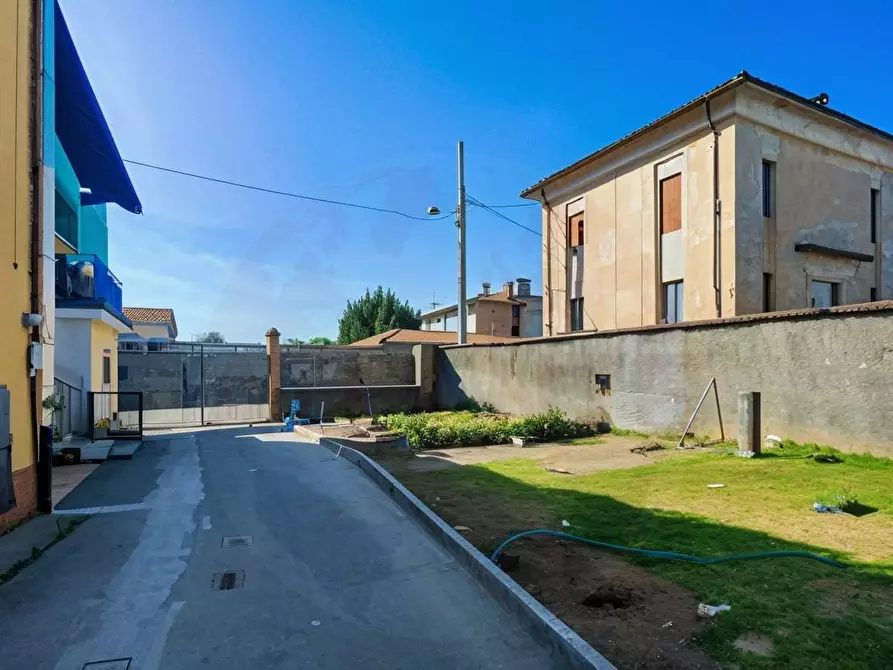 Immagine 8 di Appartamento in vendita  in Via Ettore Spalenza 57 a Rovato