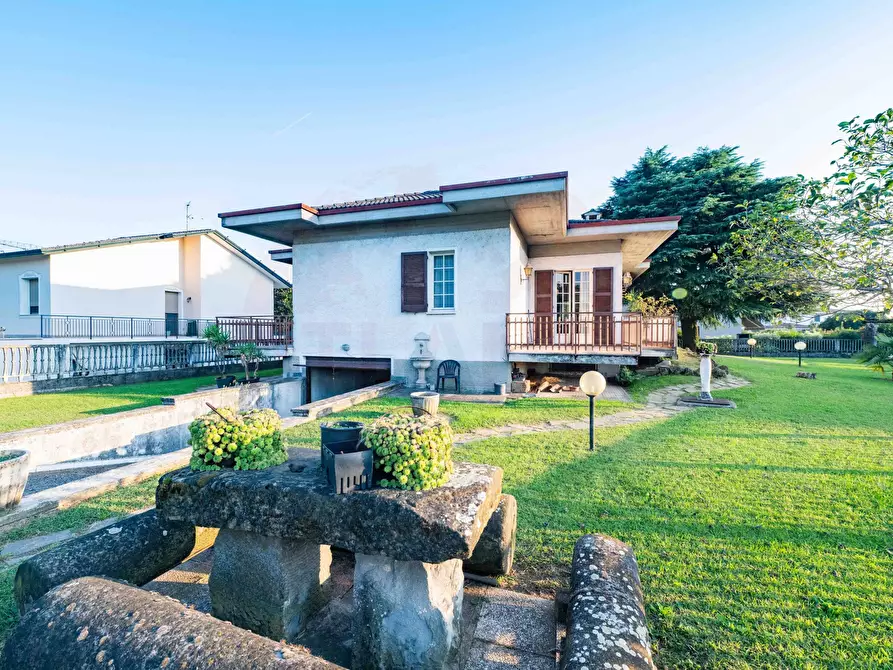 Immagine 38 di Villa in vendita  in via F.lli Kennedy 345 a Castrezzato