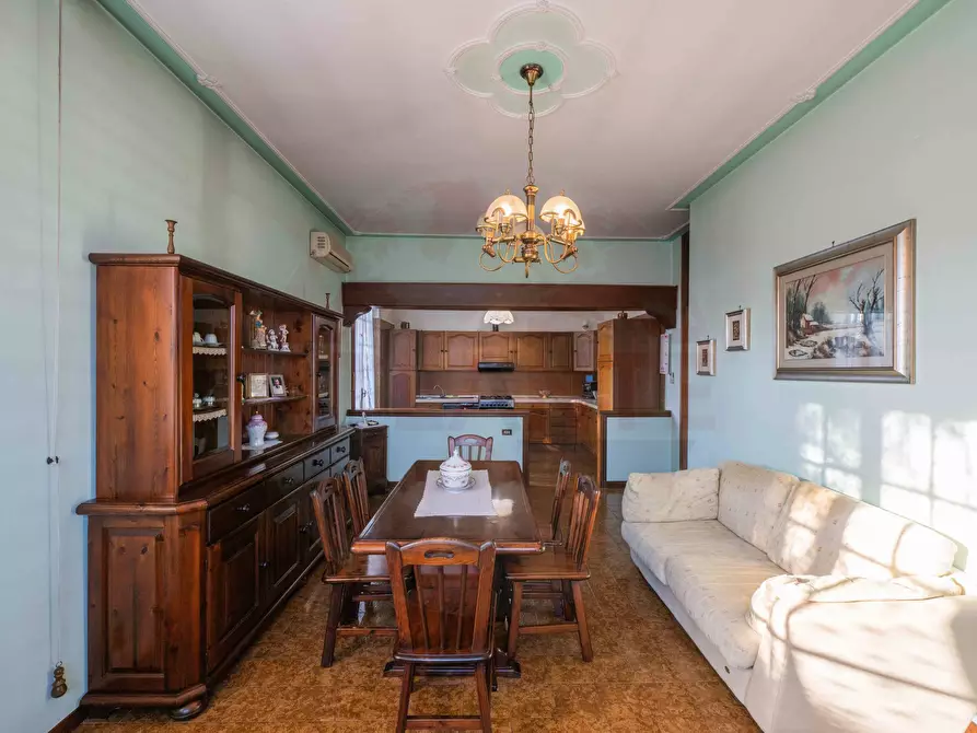 Immagine 51 di Villa in vendita  in via F.lli Kennedy 345 a Castrezzato