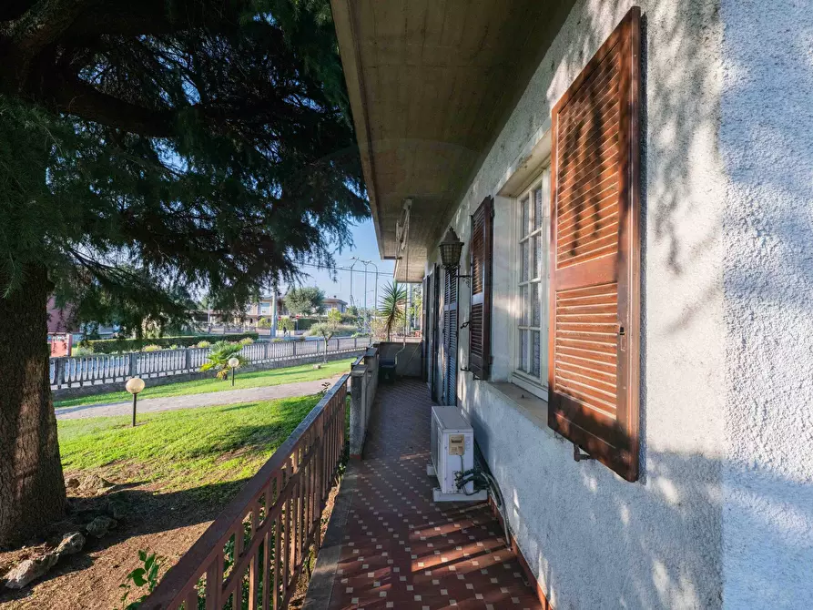 Immagine 63 di Villa in vendita  in via F.lli Kennedy 345 a Castrezzato