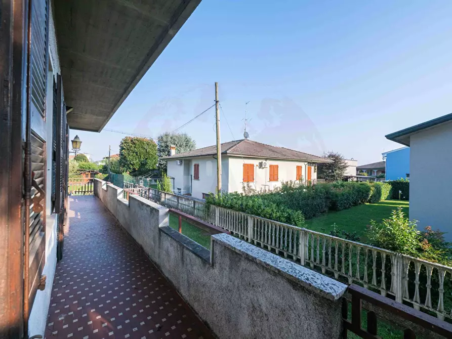 Immagine 64 di Villa in vendita  in via F.lli Kennedy 345 a Castrezzato