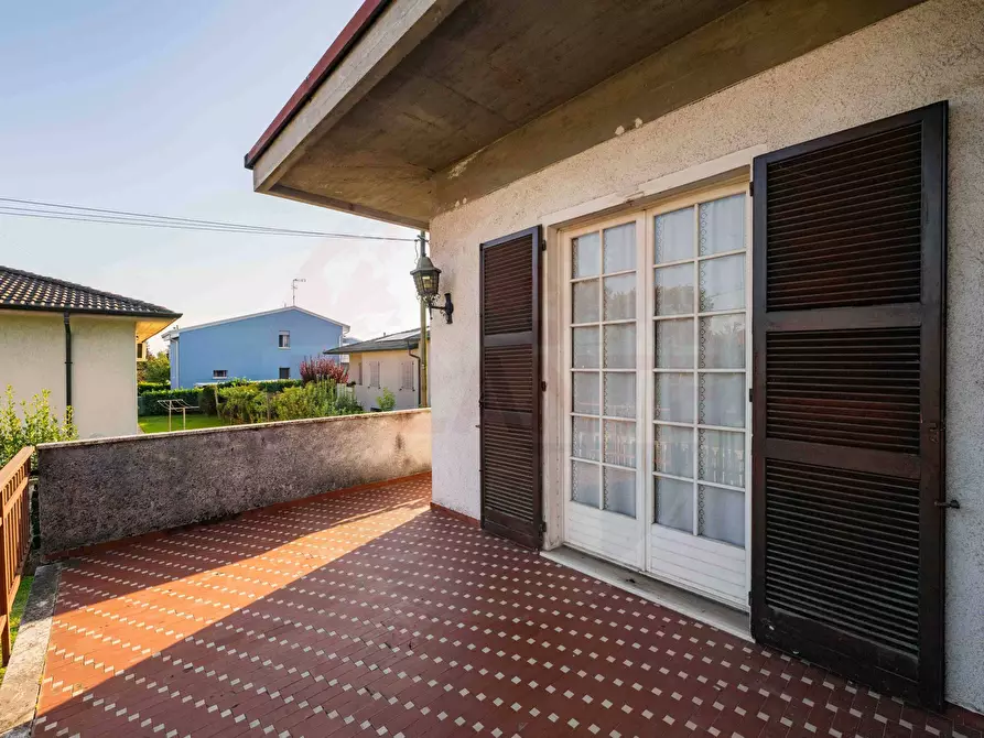 Immagine 66 di Villa in vendita  in via F.lli Kennedy 345 a Castrezzato