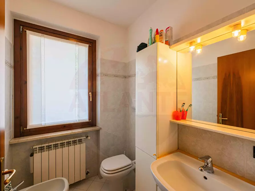 Immagine 37 di Casa semindipendente in vendita  in via Padania snc a Angolo Terme