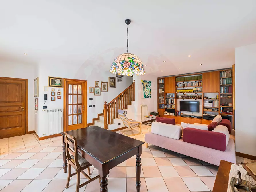 Immagine 10 di Casa semindipendente in vendita  in via Padania snc a Angolo Terme