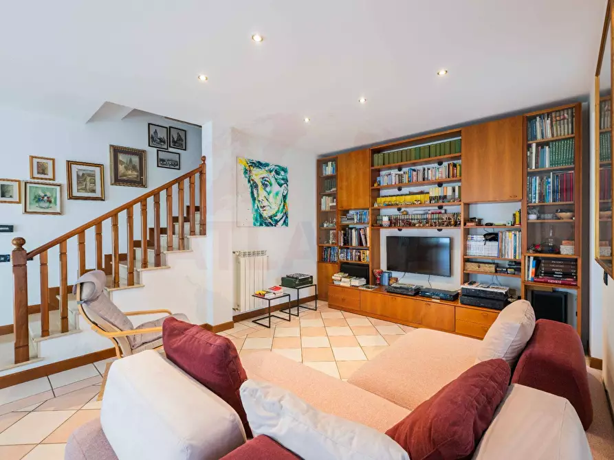 Immagine 8 di Casa semindipendente in vendita  in via Padania snc a Angolo Terme