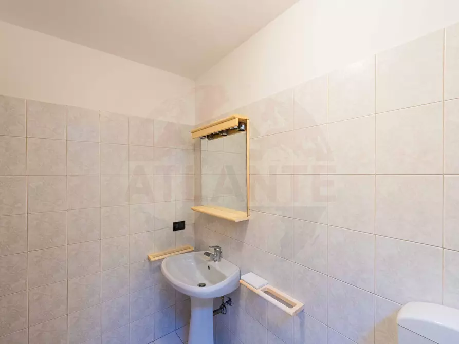 Immagine 70 di Casa semindipendente in vendita  in via Padania snc a Angolo Terme