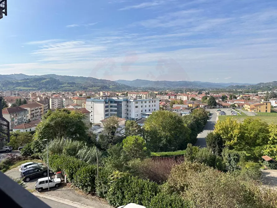 Immagine 21 di Appartamento in vendita  in Strada cMoirano 56 a Acqui Terme