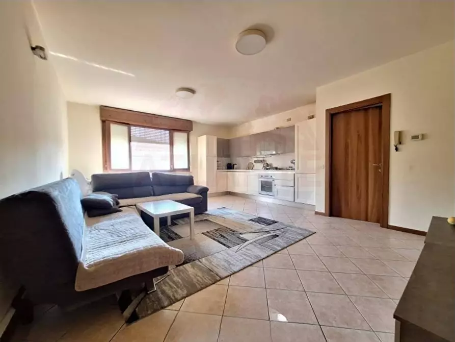 Immagine 4 di Appartamento in vendita  in via Fratelli Cervi 34 a Castrezzato