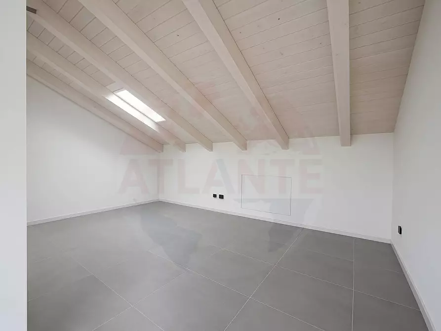 Immagine 22 di Villetta a schiera in vendita  in Via Kennedy snc a Adro