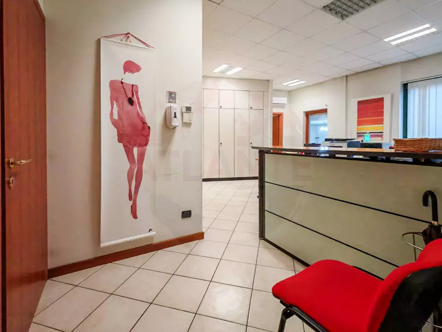 Immagine 3 di Ufficio in vendita  in via Risorgimento 24 a Iseo