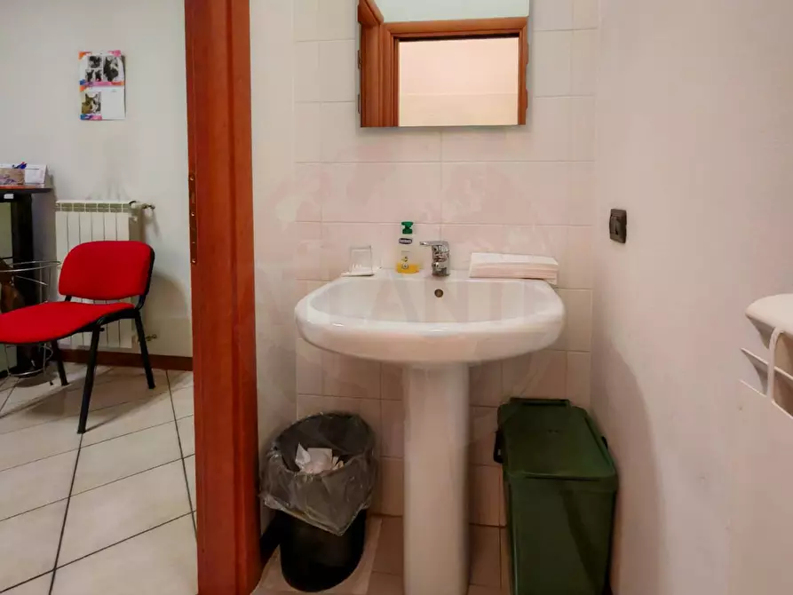 Immagine 22 di Ufficio in vendita  in via Risorgimento 24 a Iseo