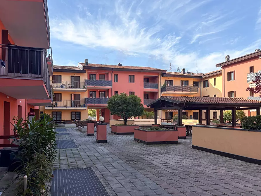 Immagine 8 di Appartamento in vendita  in via Liguria 24 a Cologne