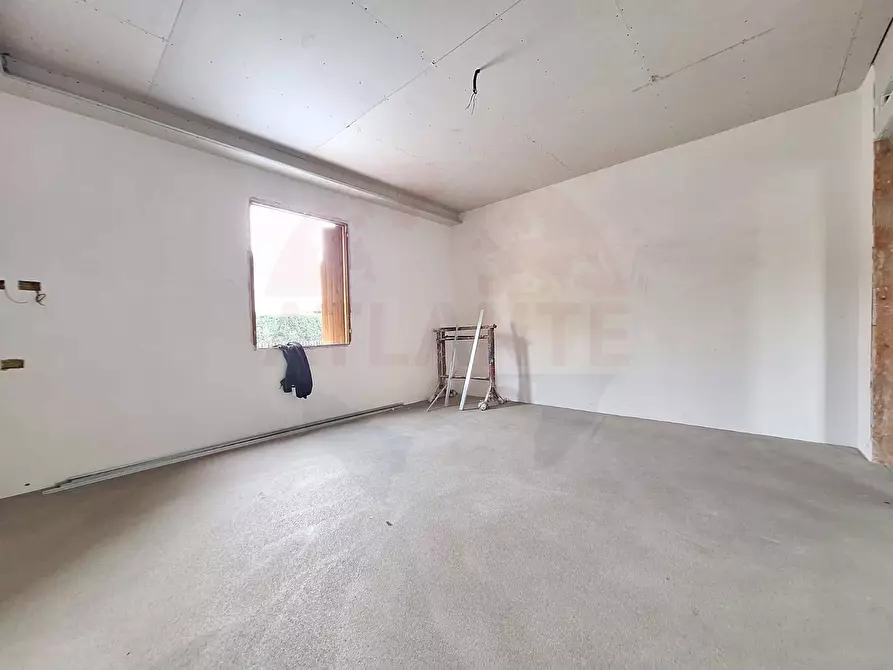 Immagine 13 di Appartamento in vendita  in VIA CROCE 69 a Cologne