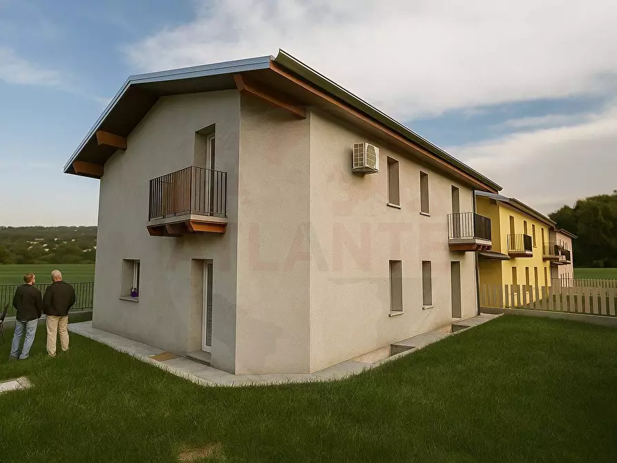 Immagine 59 di Casa semindipendente in vendita  in via Valurbes a Cimbergo