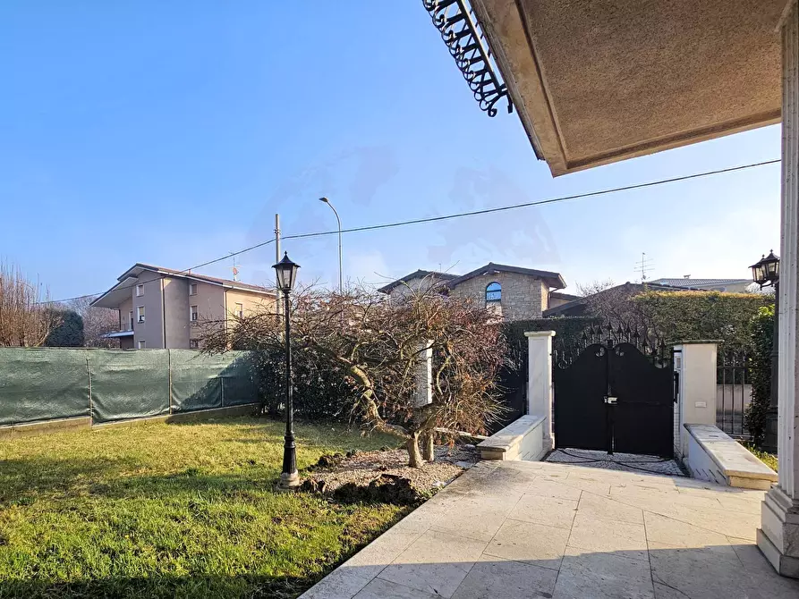 Immagine 3 di Casa semindipendente in vendita  in Via Cesare battisti snc a Cimbergo