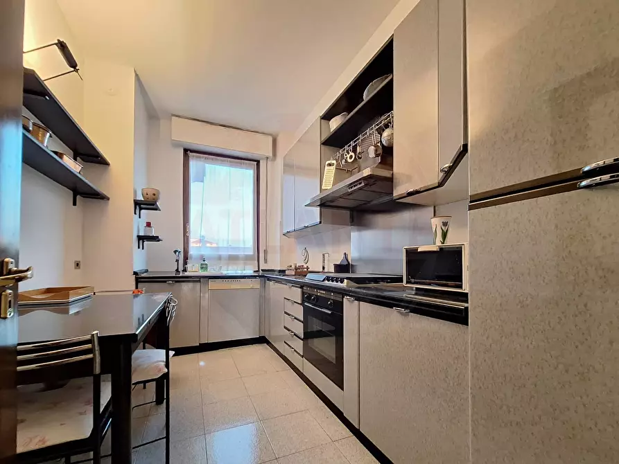 Immagine 31 di Appartamento in vendita  in Viale Italia 2 a Brescia