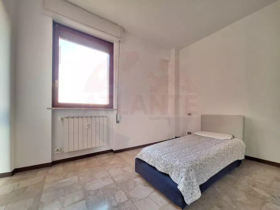 Immagine 16 di Appartamento in vendita  in Viale Italia 2 a Brescia