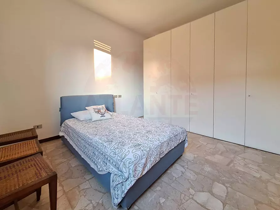 Immagine 18 di Appartamento in vendita  in Viale Italia 2 a Brescia