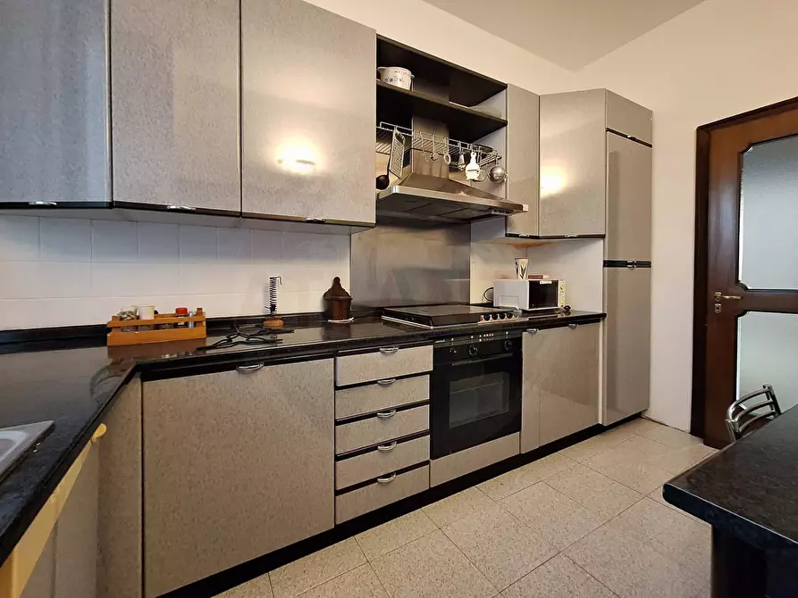 Immagine 10 di Appartamento in vendita  in Viale Italia 2 a Brescia