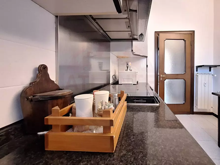 Immagine 48 di Appartamento in vendita  in Viale Italia 2 a Brescia