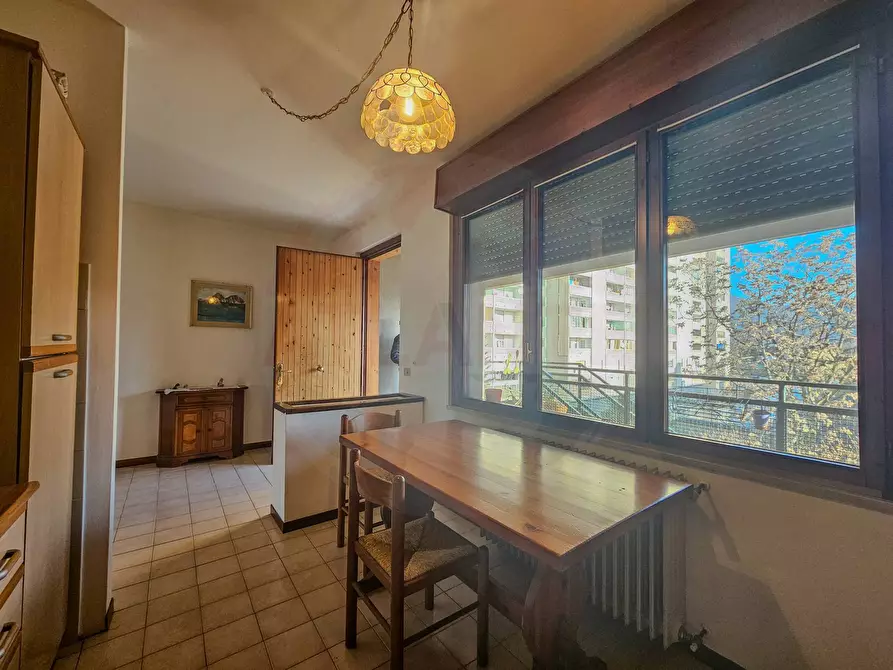 Immagine 5 di Appartamento in vendita  in Via Michelangelo 44 a Brescia