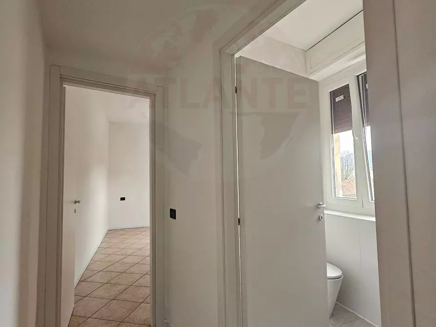 Immagine 25 di Appartamento in vendita  in Via Milano 1 a Brescia