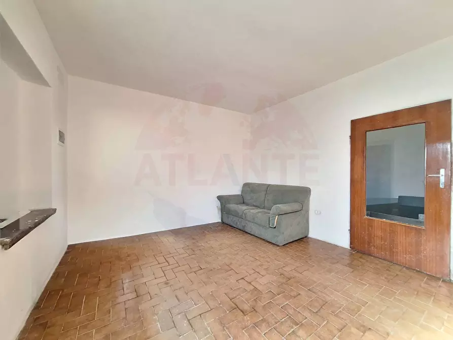 Immagine 6 di Appartamento in vendita  in via Dusi 2 a Rovato