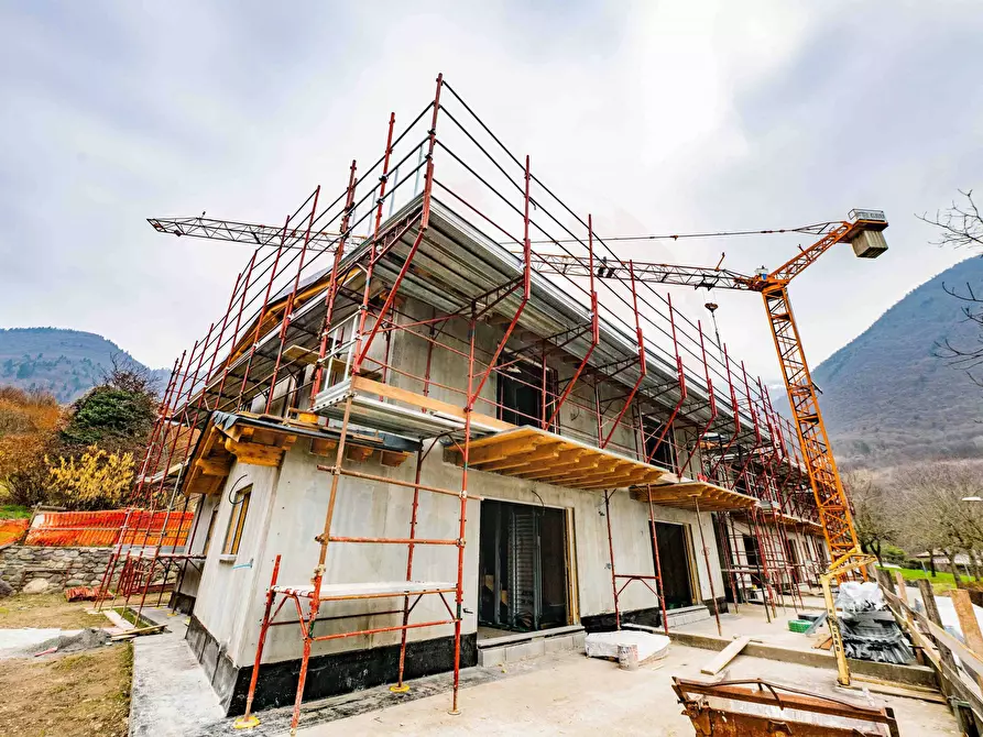 Immagine 15 di Casa semindipendente in vendita  in via Valurbes a Cimbergo