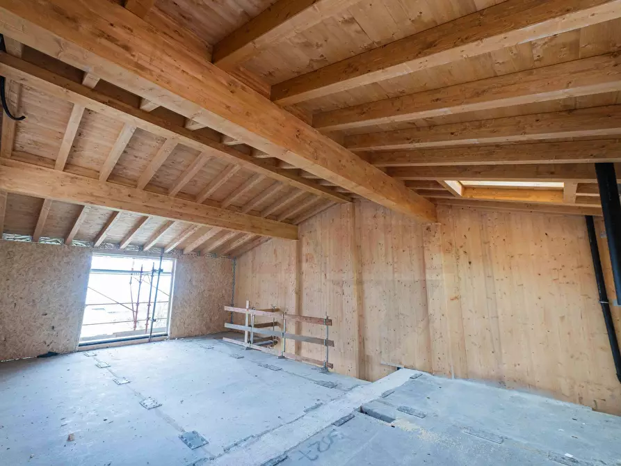 Immagine 45 di Casa semindipendente in vendita  in via Valurbes a Cimbergo