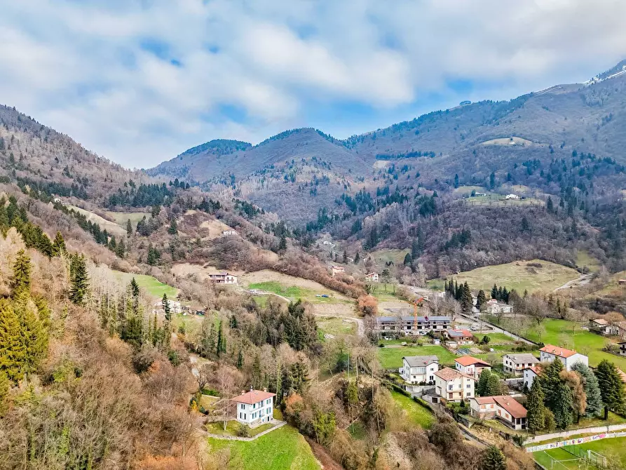 Immagine 27 di Casa semindipendente in vendita  in via Valurbes a Cimbergo
