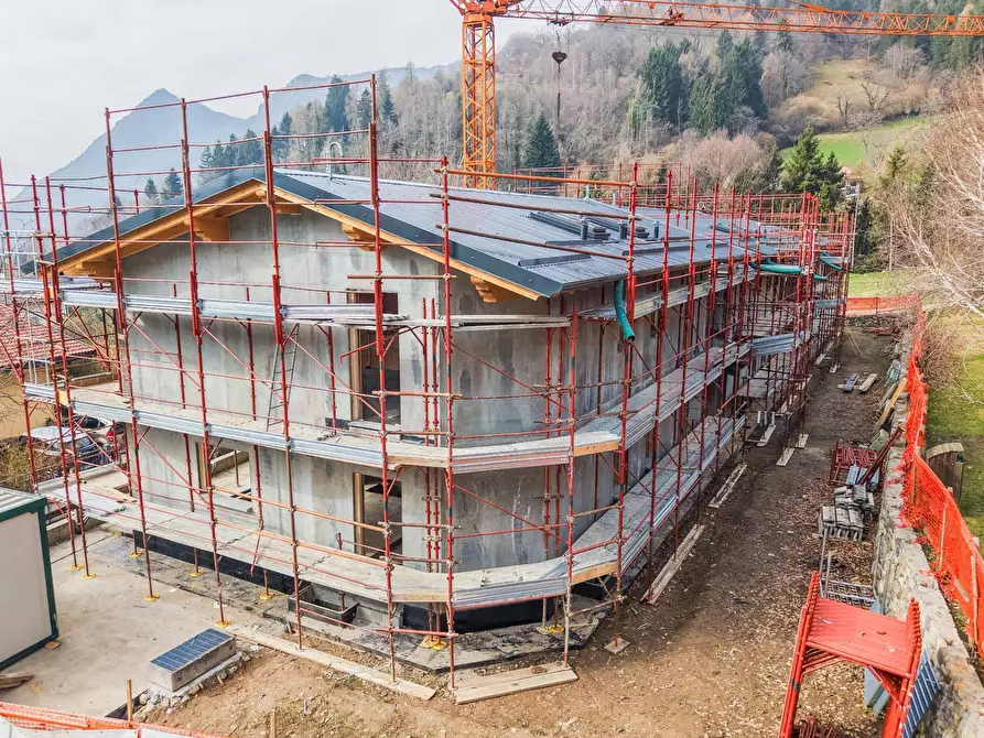 Immagine 33 di Casa semindipendente in vendita  in via Valurbes a Cimbergo