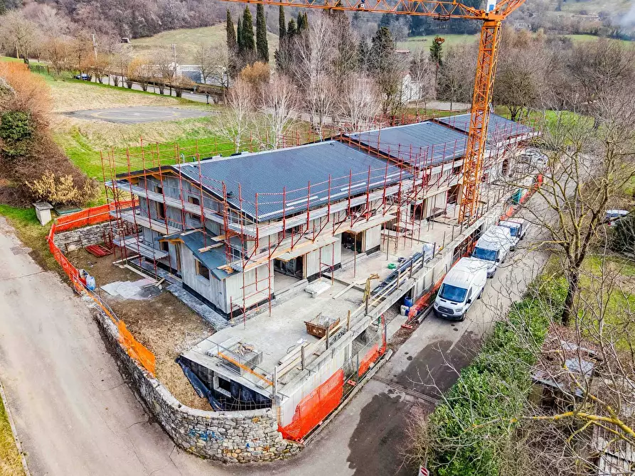 Immagine 25 di Casa semindipendente in vendita  in via Valurbes a Cimbergo