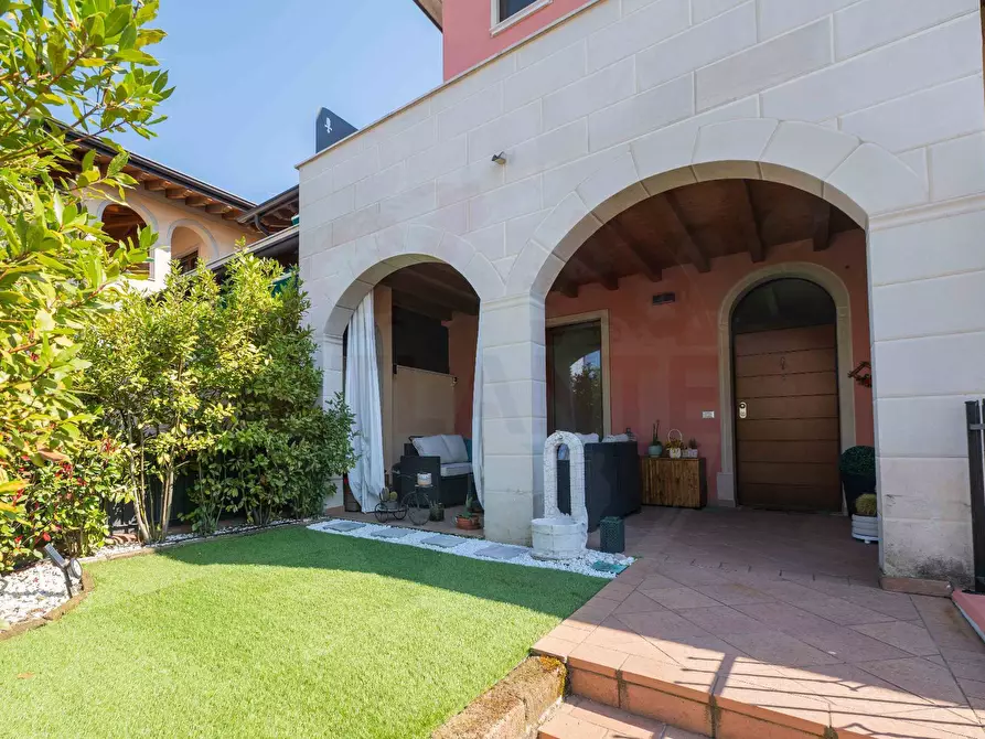 Immagine 53 di Villetta a schiera in vendita  in Via Stazione 69 a Calcinato