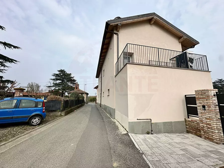 Immagine 21 di Villa in vendita  in Via San Rocco 123 a Strevi