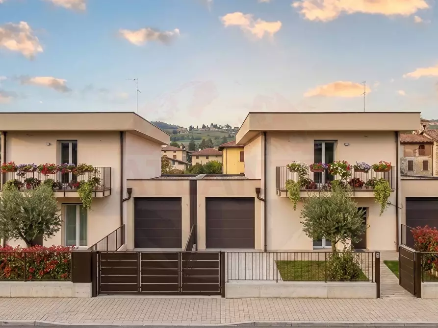 Immagine 7 di Villetta a schiera in vendita  in via Vittorio Emanuele II a Capriolo