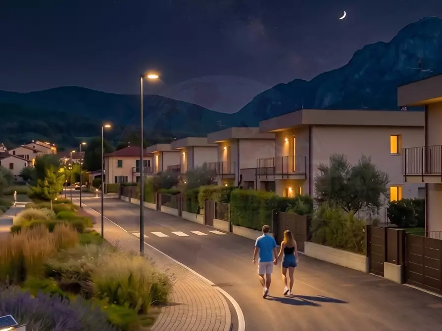 Immagine 10 di Villetta a schiera in vendita  in via Vittorio Emanuele II a Capriolo