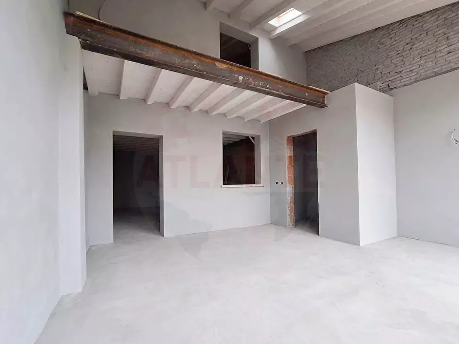 Immagine 4 di Appartamento in vendita  in Via Dugalone 27 27 a Travagliato