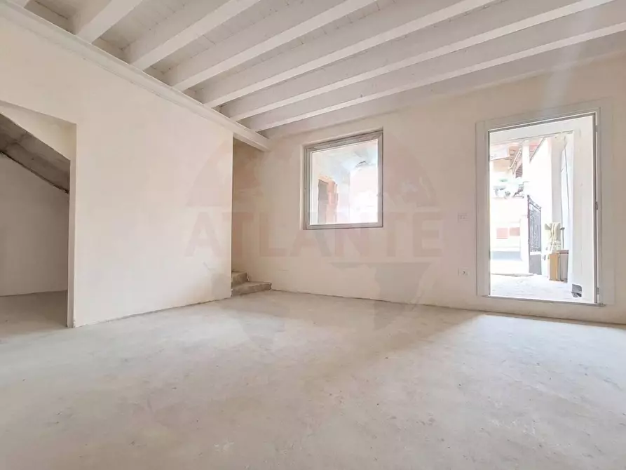 Immagine 5 di Appartamento in vendita  in Via Dugalone 27 27 a Travagliato