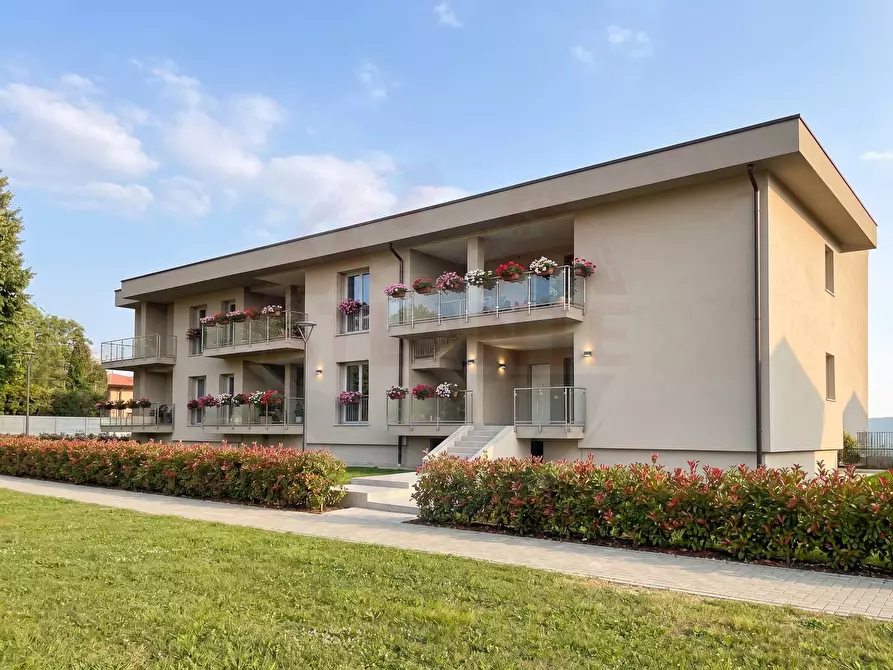 Immagine 2 di Appartamento in vendita  in via Anita Bertoli 34 a Castel Mella